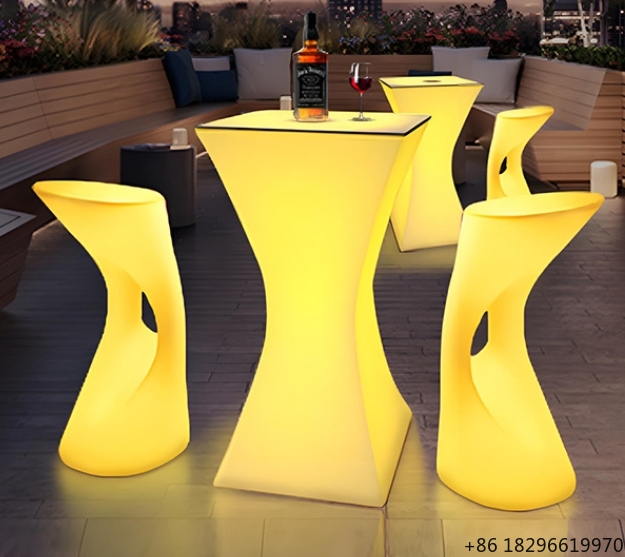 Outdoor Furniture Europe - Tragbarer LED-Bartresen & Beleuchtetes Barhocker-Set für