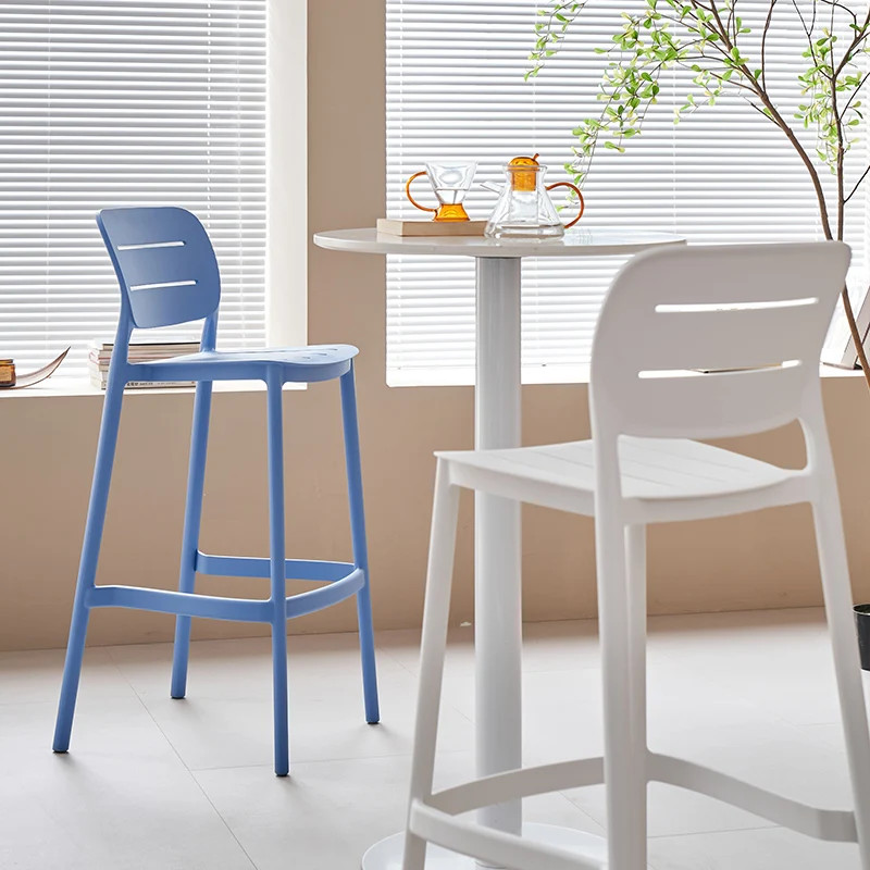 Luxuriöse Kunststoff-Barstühle – Outdoor Furniture Europe Bewertung und Preis